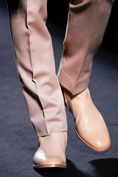 Look 24